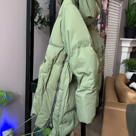 Orolay Women's Thickened Down Jacket, XL - Picture 3 of 6